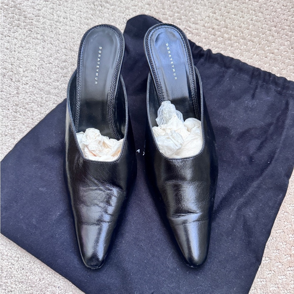 DORATEYMUR leather mules